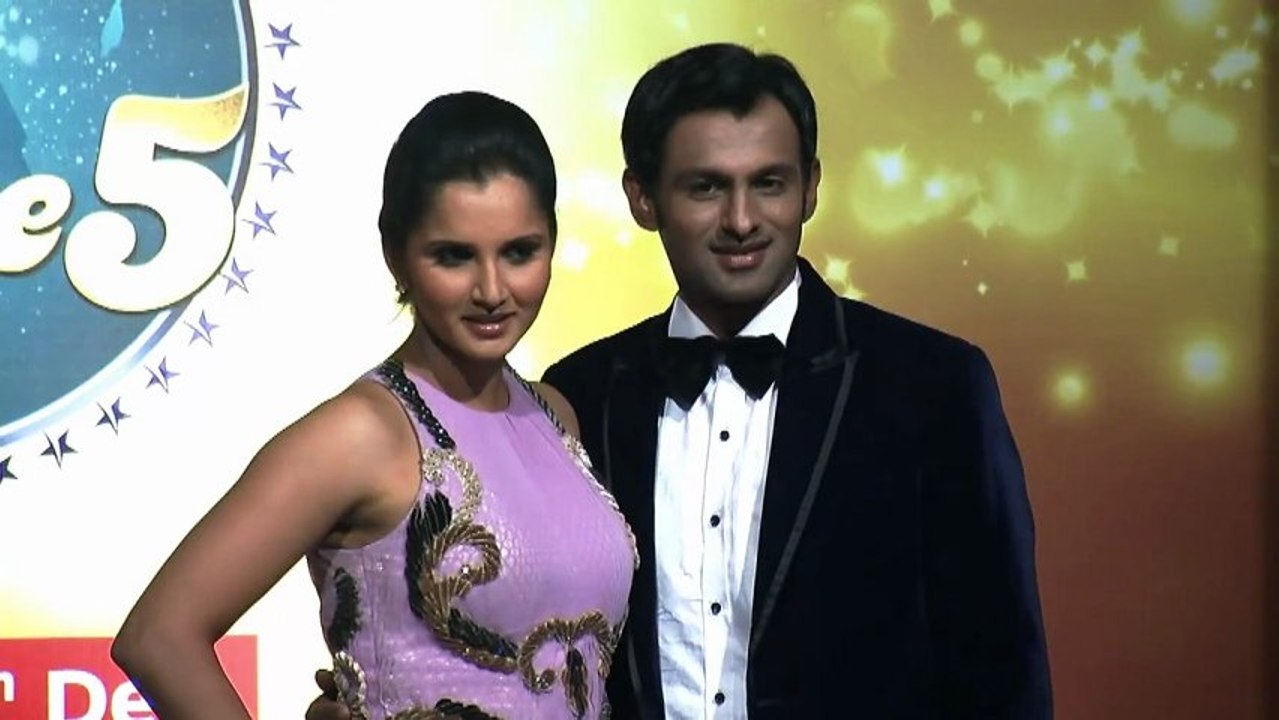 Shoaib Malik And Sania Mirza In Nach Baliye Season 5 [HD]