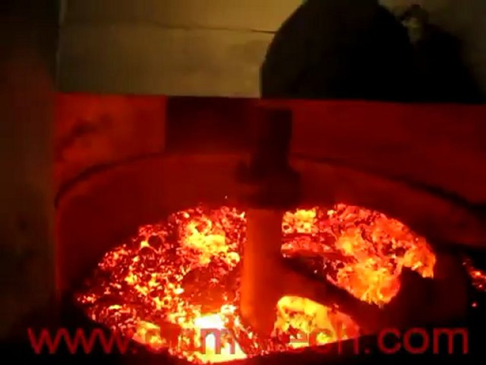 Hot aluminum dross processing machine operation/aluminum recovery system