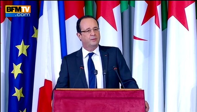 Hollande reconnaît les souffrances infligées à l'Algérie par la colonisation