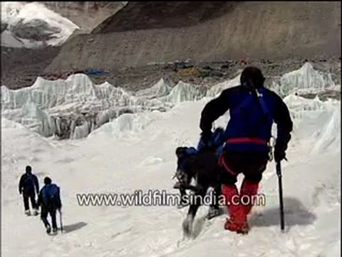Khumbhu Icefall glacier