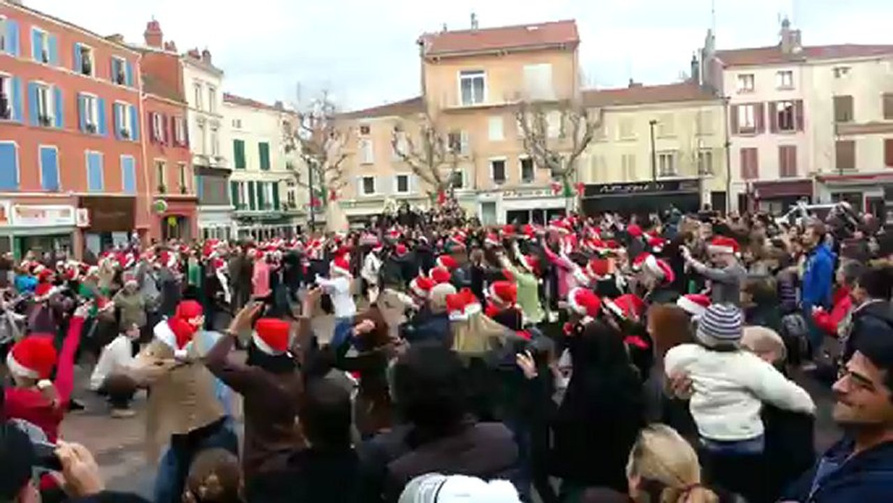 Flash mob Moving Roanne