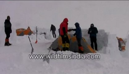 Alaska during a storm-MPEG-4 800Kbps.mp4