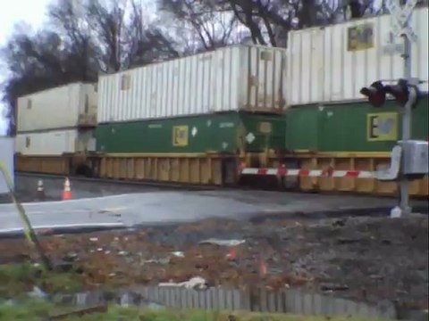 Norfolk Southern intermodal train east through Mableton Ga.