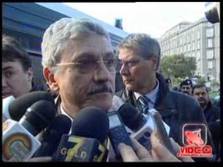 Napoli - D'Alema: "Su ricambio generazionale decidono gli elettori" (live 12.11.12)