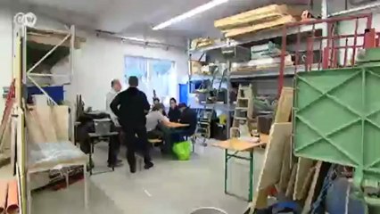 Für Gottes Lohn - die Leonberger und ihre "schweren" Jungs | Politik direkt