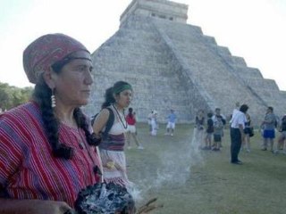 Doomsday frenzy boosts tourism in Mexico