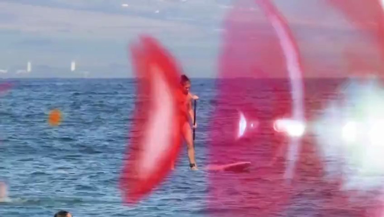 Alex Morgan im Bikini