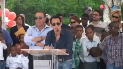 Marc Anthony ayuda a huérfanos dominicanos