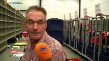 Nog een keer duizenden kerstkaartjes door handen van klassieke postbode - RTV Noord