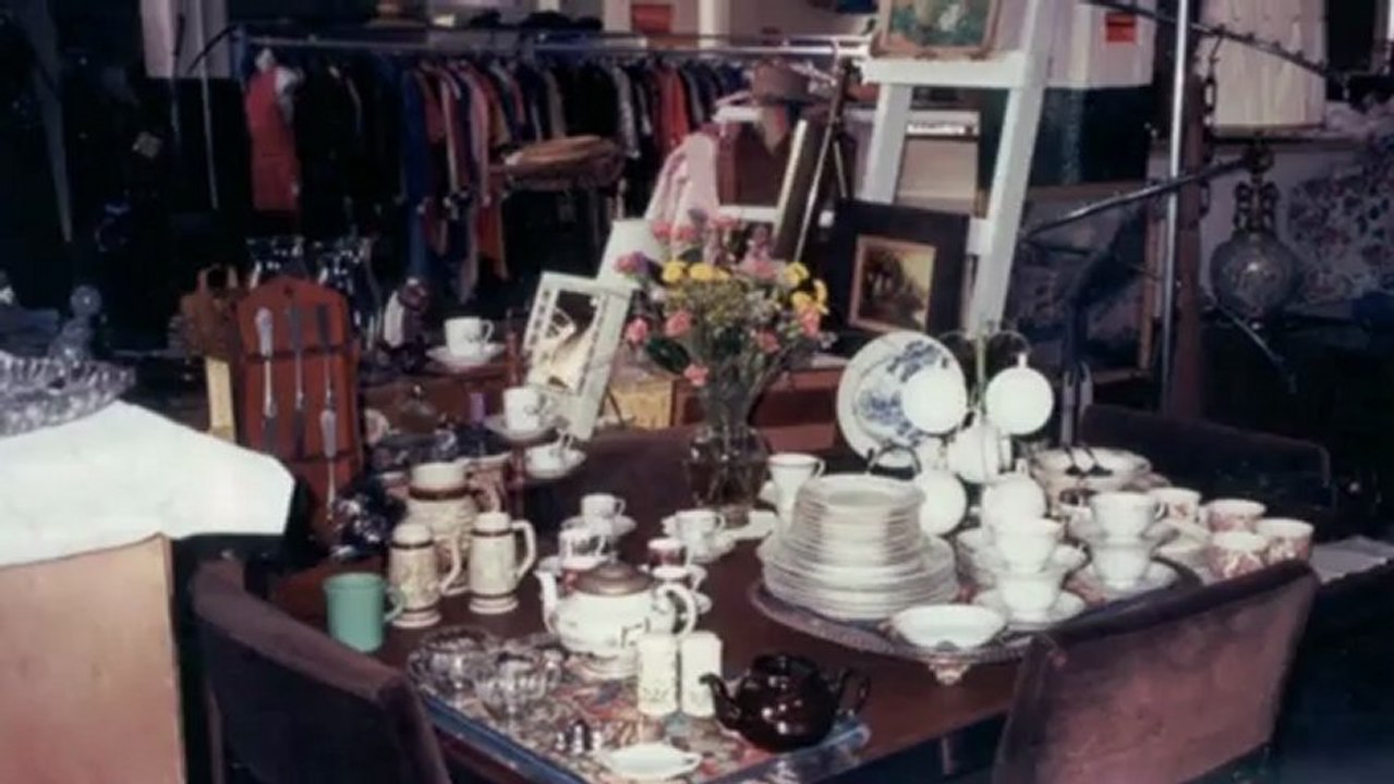 Dailymotion - Estate Sale Service Atlanta : Start A Flea Market Estate Sale Store For More Profit
