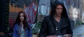 The Mortal Instruments : La Cité des ténèbres / The City of bones - teaser 1