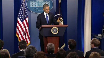 Obama calls for fiscal cliff deal after Christmas