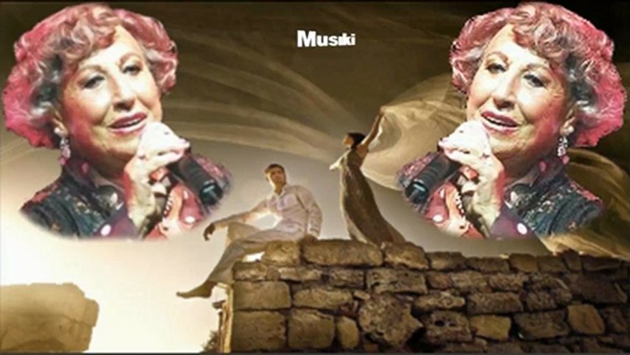 Müzeyyen Senar ♫ Bir sen kaldın içimde bir de o hatıralar.HD