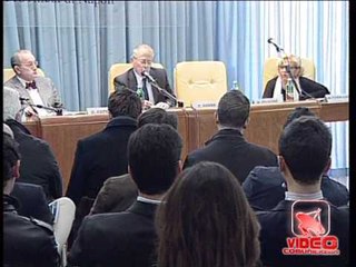 Napoli - Confcommercio, l'allarme di Russo (20.12.12)