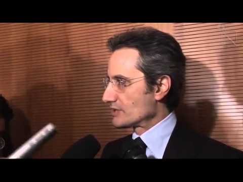 Caldoro - Grati alle forze dell'ordine per l'arresto presunto assassino Romano (29.11.12)