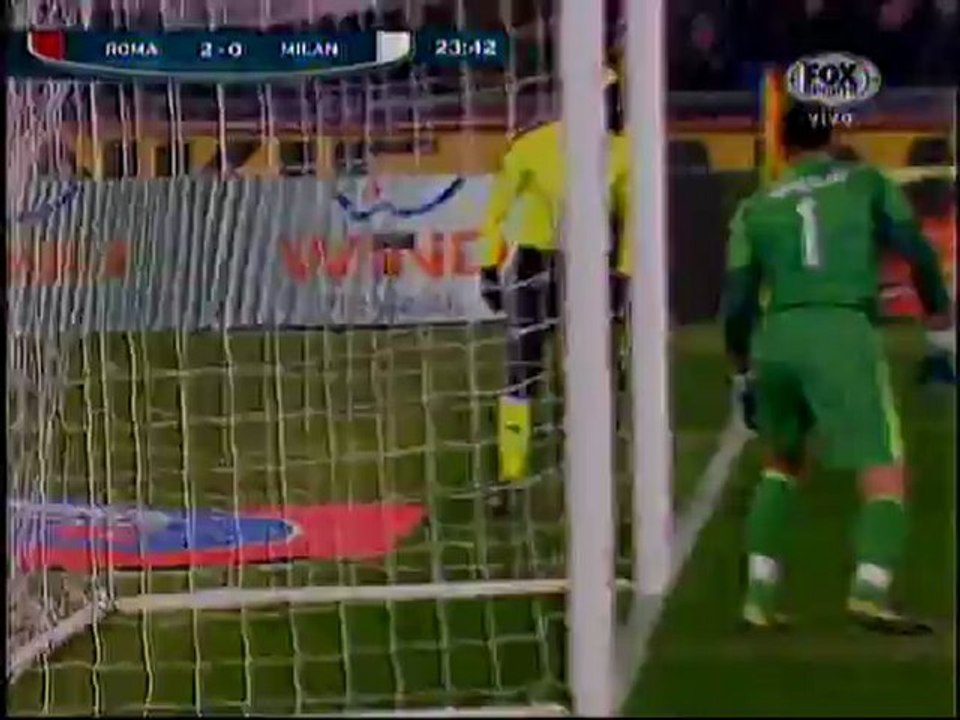Gol de Daniel Osvaldo - Roma - Milan 3-0
