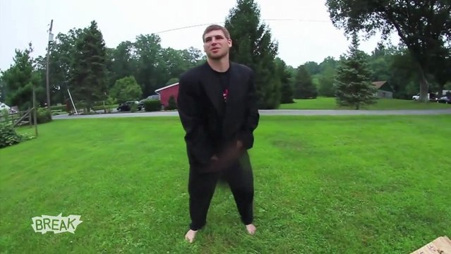 9 actions débiles pour s'anéantir