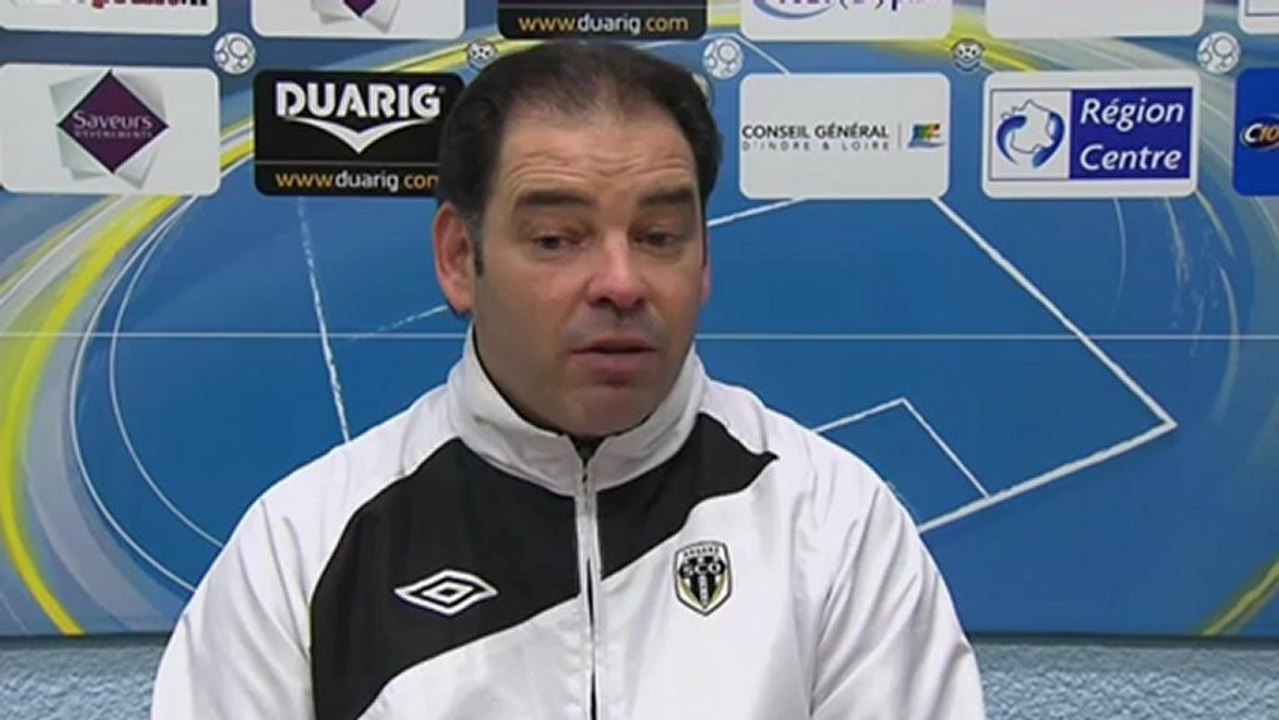 Conférence de presse Tours FC - Angers SCO : Bernard BLAQUART (TOURS) - Stéphane MOULIN (SCO) - saison 2012/2013