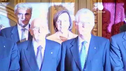 Italie: Mario Monti laisse la porte ouverte