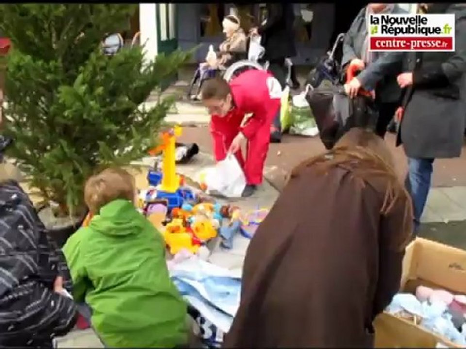 VIDEO Loudun: animations et patinoire avant les fêtes