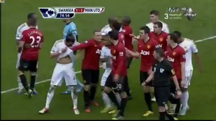 خناقة بين روبين فان بيرسى وأحد لاعبى سوانسى سيتى 23_12_2012