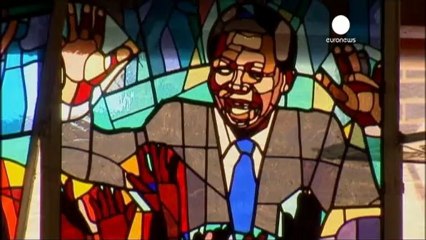 Hospitalisation de Mandela: les autorités avares...