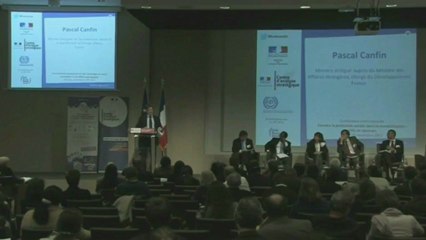 Étendre la protection sociale dans la mondialisation-  P.Canfin