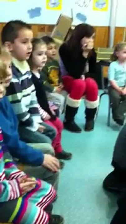 Le père noël à l'école Sainte-thérèse