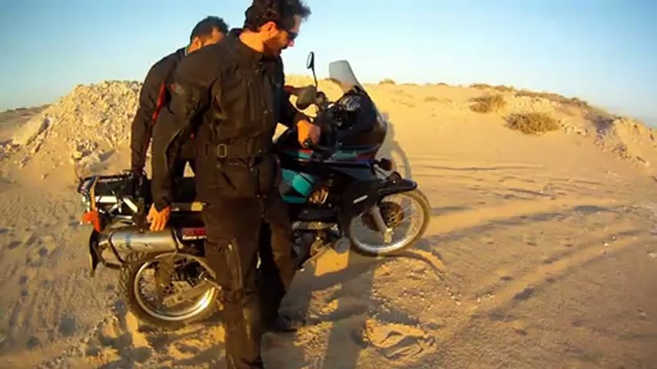 2012 - 12 First GoPro Adventure : Stranded in Dubai