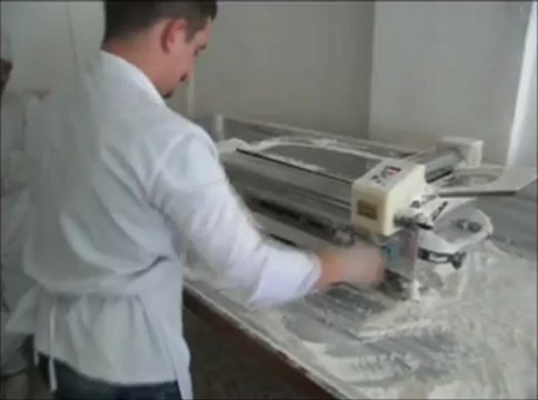 YUFKA YEDEK ACMA MAKİNASI-YUFKA MAKİNESİ WWW.KOPUZMAKİNA.COM