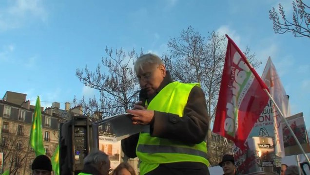 Manifestation du Collectif contre la Tour Triangle 08 12 2012_Claude Leplat, Président d'AP15, association Loi 1901 membre du Collectif contre la Tour Triangle
