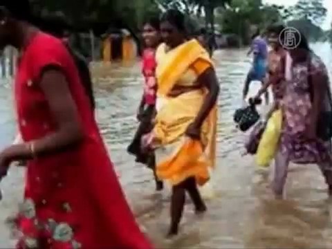 Число жертв наводнения в Шри-Ланке растет