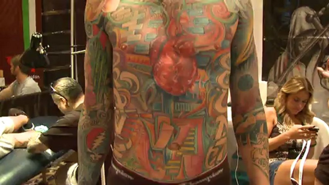 Dr. H.L. Greenberg Tattoo Removal Lecture at Mario Barth's Biggest Tattoo Show on Earth-Chapter 1(1080p_H.264-AAC)