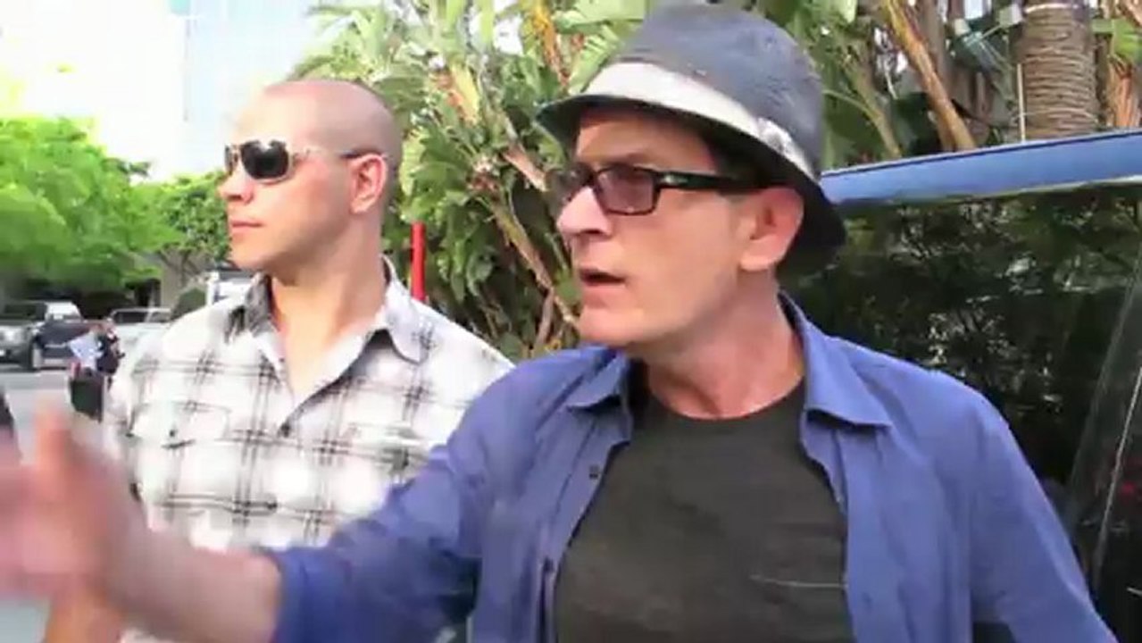 Lohan will Sheen nicht küssen