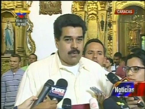 Maduro no descarta prolongación de permiso constitucional al presidente Chávez para ausentarse del país