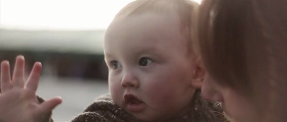 The Christmas Adventure - Family Lifestyle Session Video in Stockeld Park