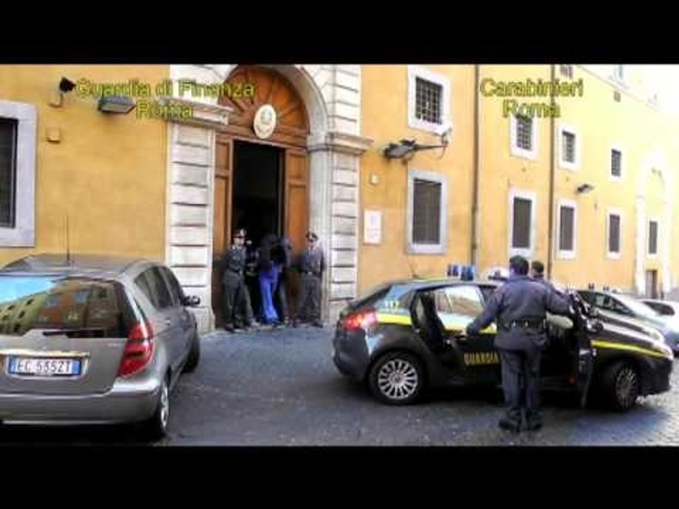 Roma - Con ovuli di cocaina liquida, tre arresti a Fiumicino (22.12.12)
