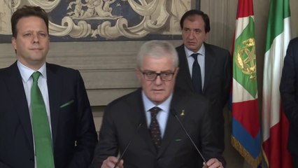 Descargar video: Roma - Consultazioni al Quirinale del Gruppo parlamentare Lega Nord Padania (23.12.12)