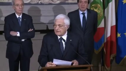 Download Video: Napolitano - Marra legge il comunicato sul decreto di scioglimento delle Camere (23.12.12)