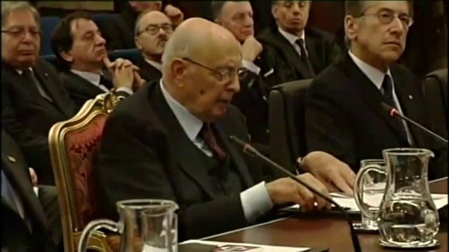 Napolitano - Gli auguri ai contingenti militari impegnati nelle missioni internazionali (23.12.12)