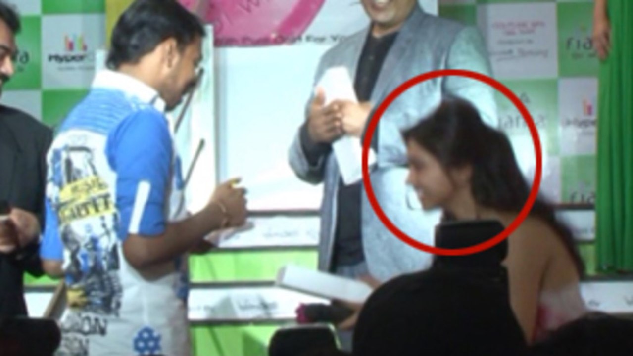 Deepika Padukone goes down on her KNEES