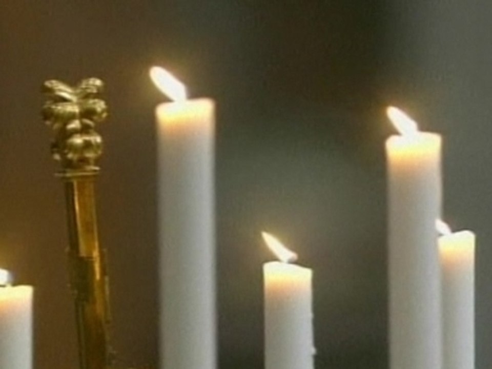 Find time for God - Pope at Christmas Eve mass