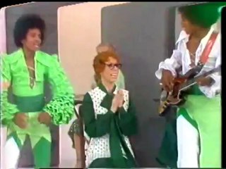 Incomparable Diva CAROL BURNETT & The Jackson five - Hilarious singing class !!!