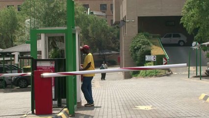 Mandela recebe familiares após Natal no hospital