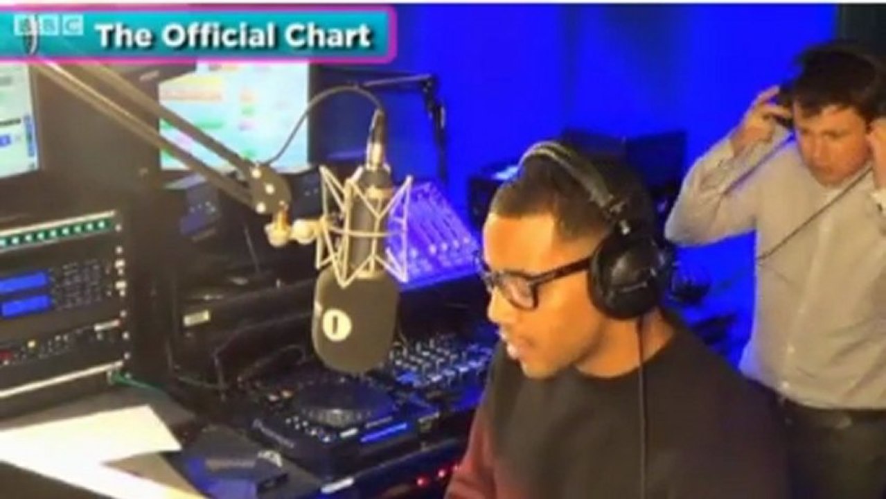 Radio 1 announce The Justice Collective as 2012 Christmas No.1