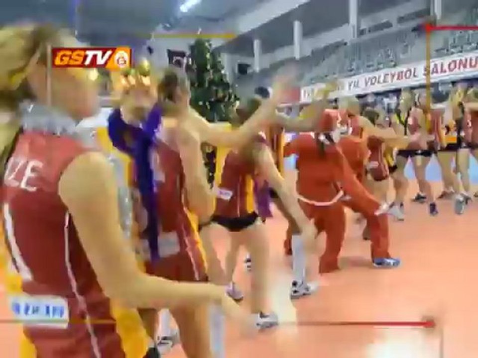 Galatasaray Voleybol Şubesi Yeni Yıl Klibi