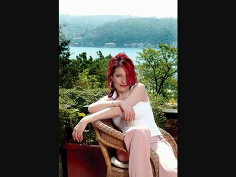 SesliDunyanın En İyi Pop Şarkısı 2013,SesliDunya,SesliDünya,SesliDunya.Com,SesliDünya.Org,SesliDünya.Com