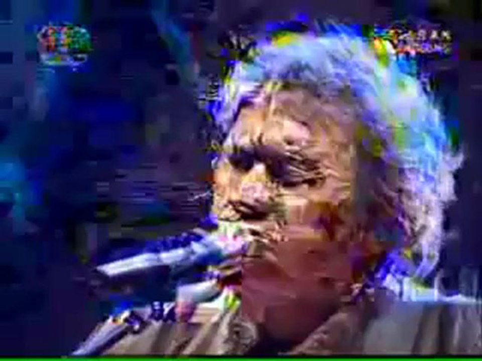 Iwan Fals - Bongkar (Live)