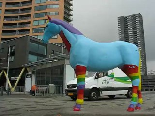 Rotterdam, Pays-Bas : cheval coloré