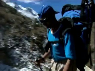 Everest trekking-2.mov